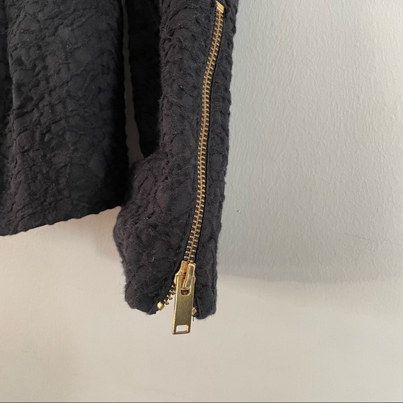 Zara Women Black Textured Crop Utility Jacket w/ Gold Details Size:XSmall - Picture 16 of 17